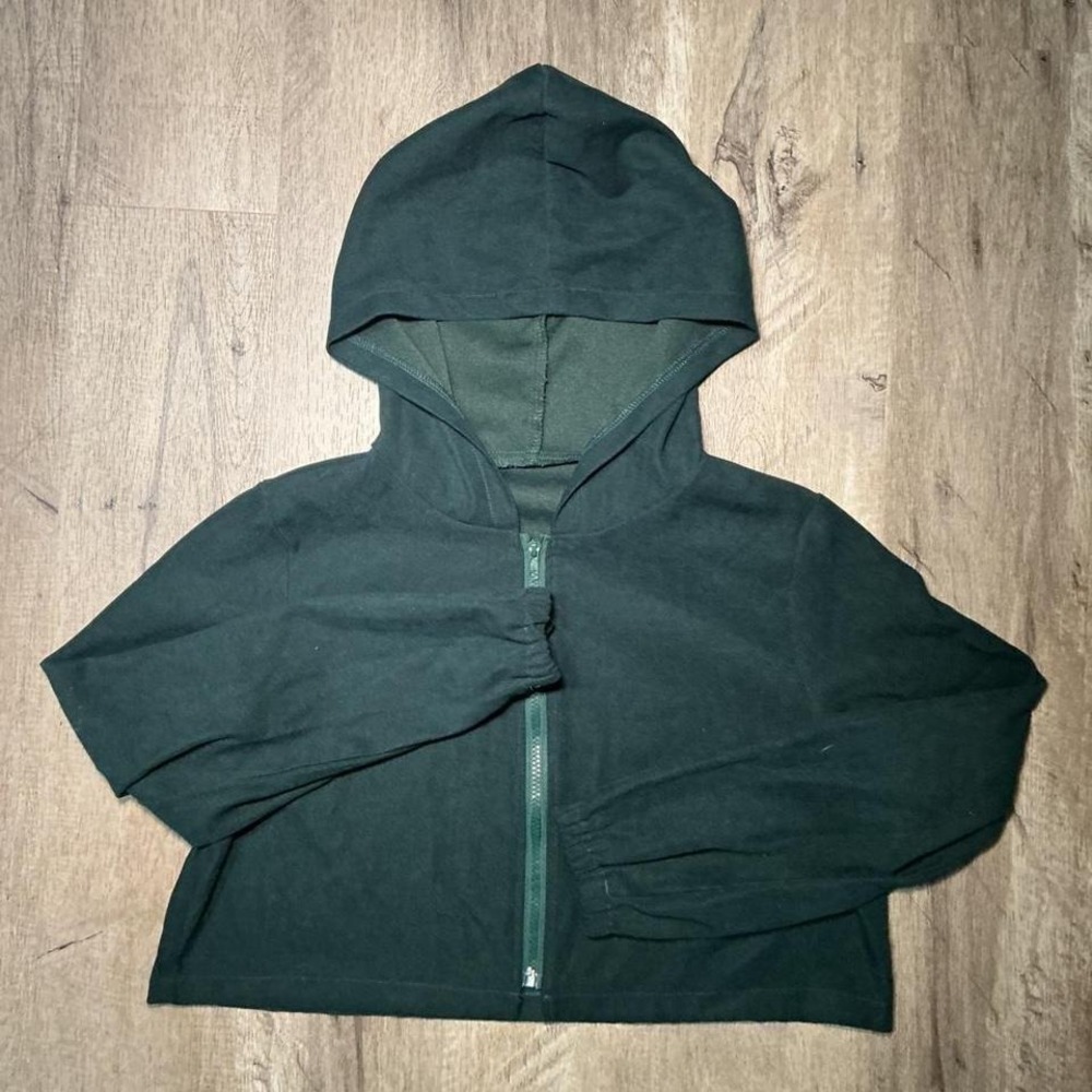 Green cropped zip up hoodie Size M